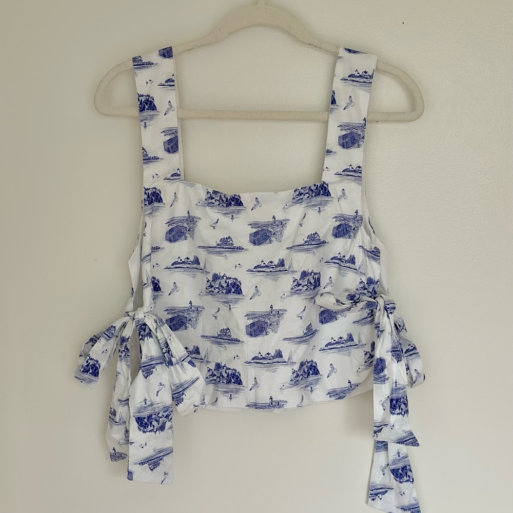One of a kind coastal Maine tank with side ties